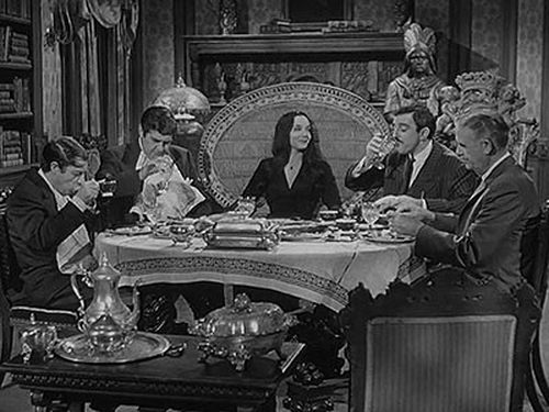 La Familia Addams conoce a los V.I.P.