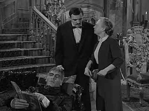 La Madre de Lurch visita a la Familia Addams